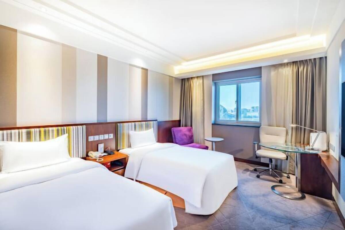 Minibar, in-room safe, desk, blackout drapes