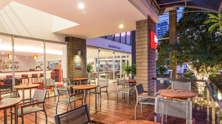 ibis Bangkok Sathorn