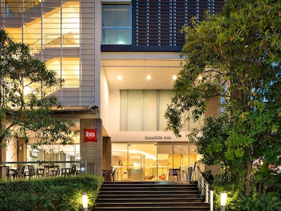 ibis Bangkok Sathorn