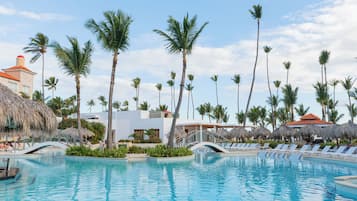 7 piscinas al aire libre, sombrillas, tumbonas