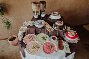 Desayuno buffet incluido todos los días 