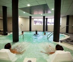 室內 Spa 池