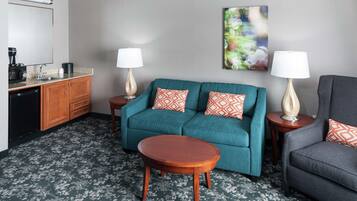 Suite, 1 Bedroom, Accessible (1 King Bed, Roll-in shower) | Living area | LCD TV