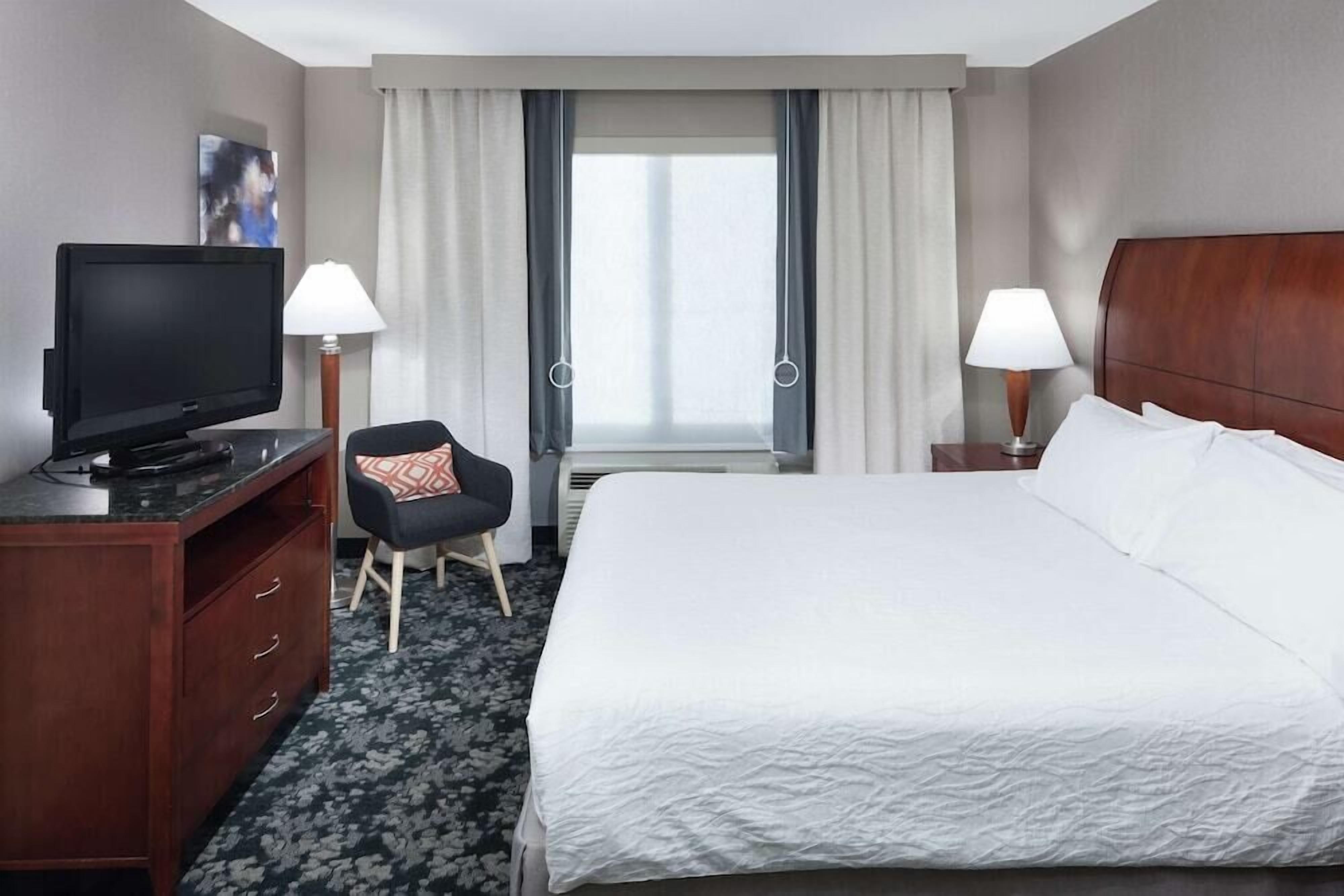 In-room safe, desk, laptop workspace, blackout drapes