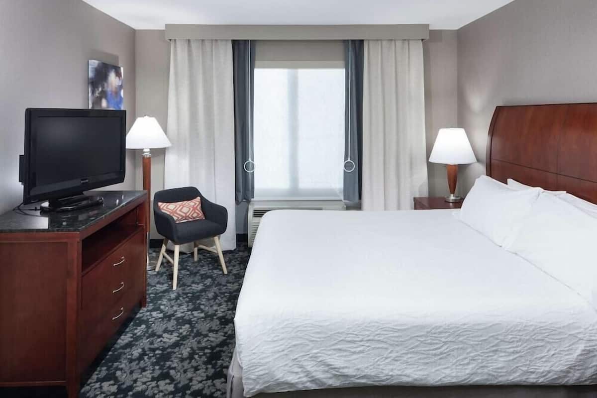 In-room safe, desk, laptop workspace, blackout drapes