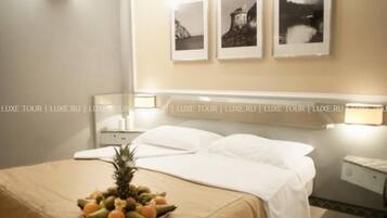 Premium bedding, minibar, in-room safe, desk