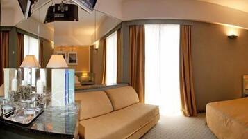 Premium bedding, minibar, in-room safe, desk