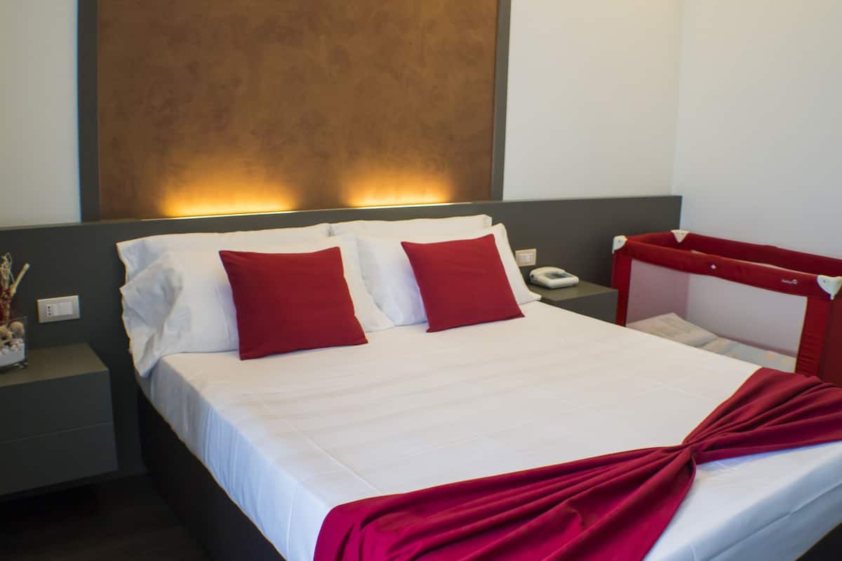 Triple Room | Premium bedding, down comforters, minibar, in-room safe