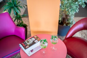Ocean views, serves lunch and dinner - Hotel Astor (Jesolo)