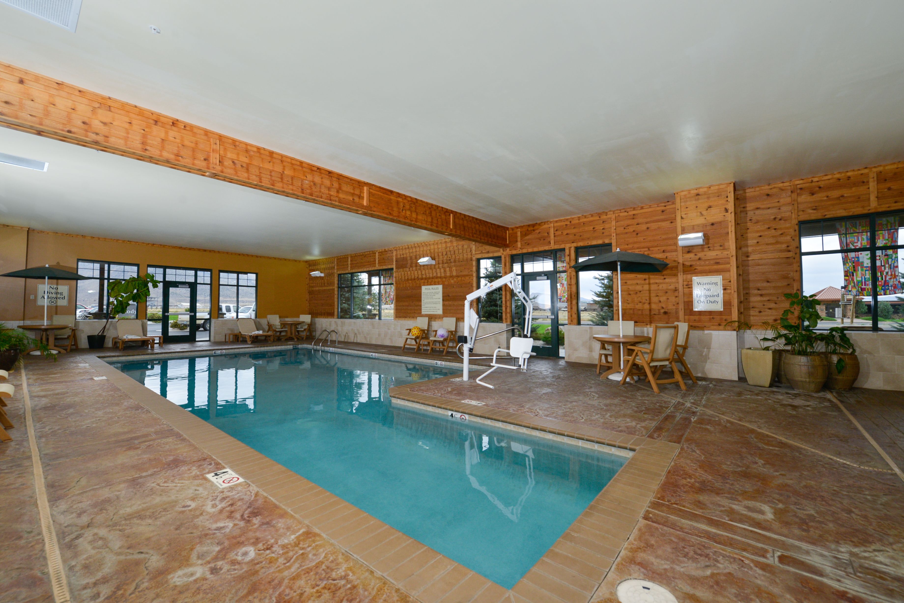 indoor pool, pool loungers