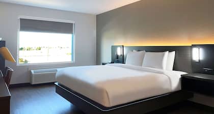 Hawthorn Extended Stay by Wyndham Hobbs