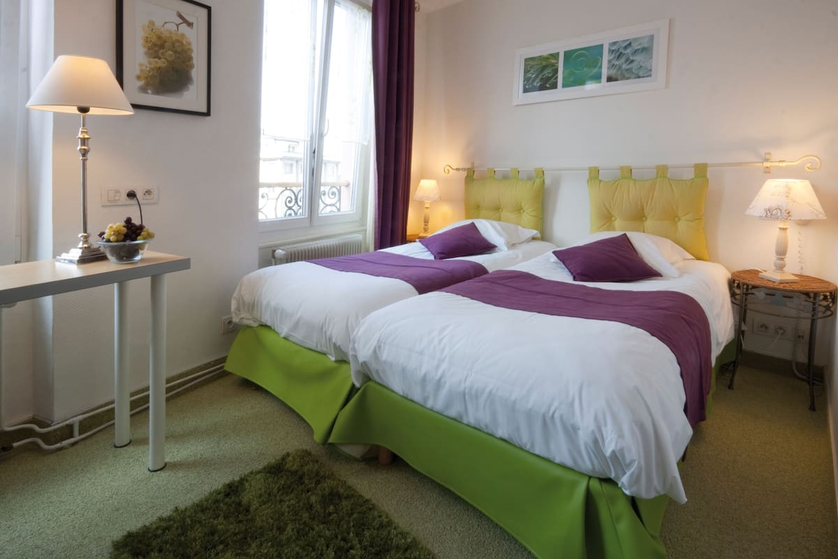 Standard Twin Room | Pillowtop beds, individually decorated, individually furnished, desk