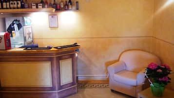 Bar (in der Unterkunft)