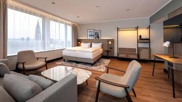 Habitación estándar, varias camas | Ropa de cama hipoalergénica, escritorio, wifi gratis y ropa de cama