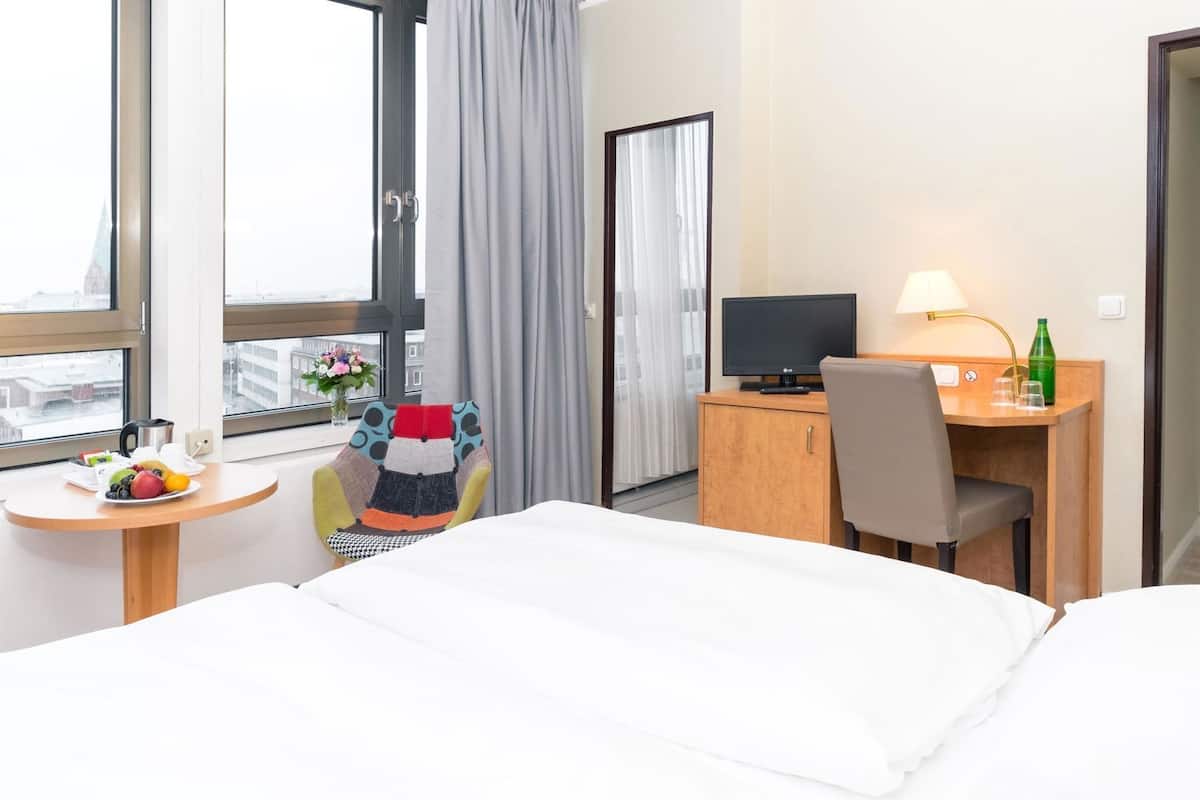 Allergiatestatut vuodevaatteet, työpöytä, ilmainen Wi-Fi, vuodevaatteet