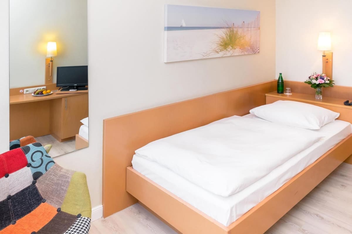 Allergiatestatut vuodevaatteet, työpöytä, ilmainen Wi-Fi, vuodevaatteet