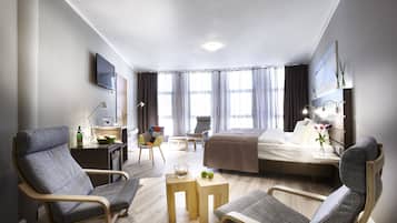 Junior suite, 2 eenpersoonsbedden | 1 slaapkamer, hypoallergeen beddengoed, een laptopwerkplek