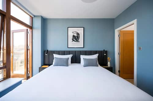 Penthouse, 3 chambres | Literie de qualité supérieure, fer et planche à repasser, Wi-Fi gratuit