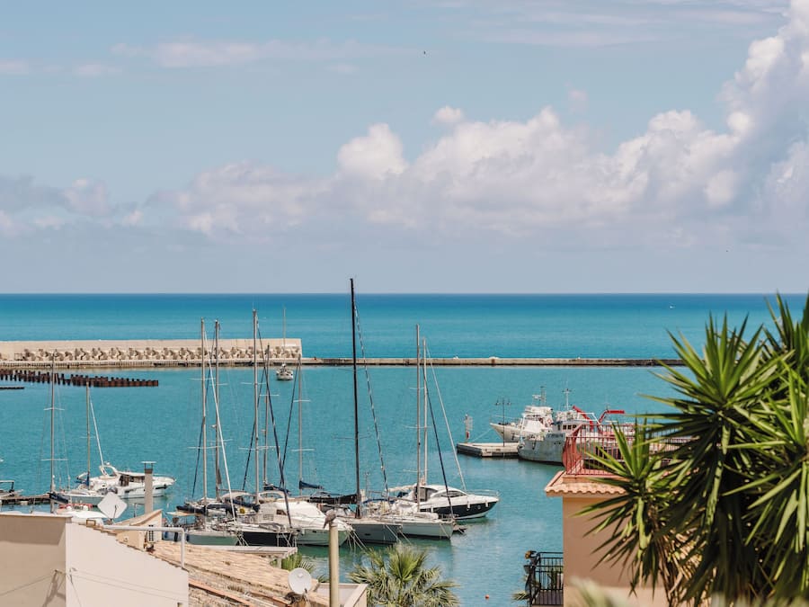 Superior Double Room, Sea View | Hypo-allergenic bedding available, minibar, in-room safe, desk