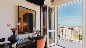 Superior Double Room, Sea View | Hypo-allergenic bedding, minibar, in-room safe, desk