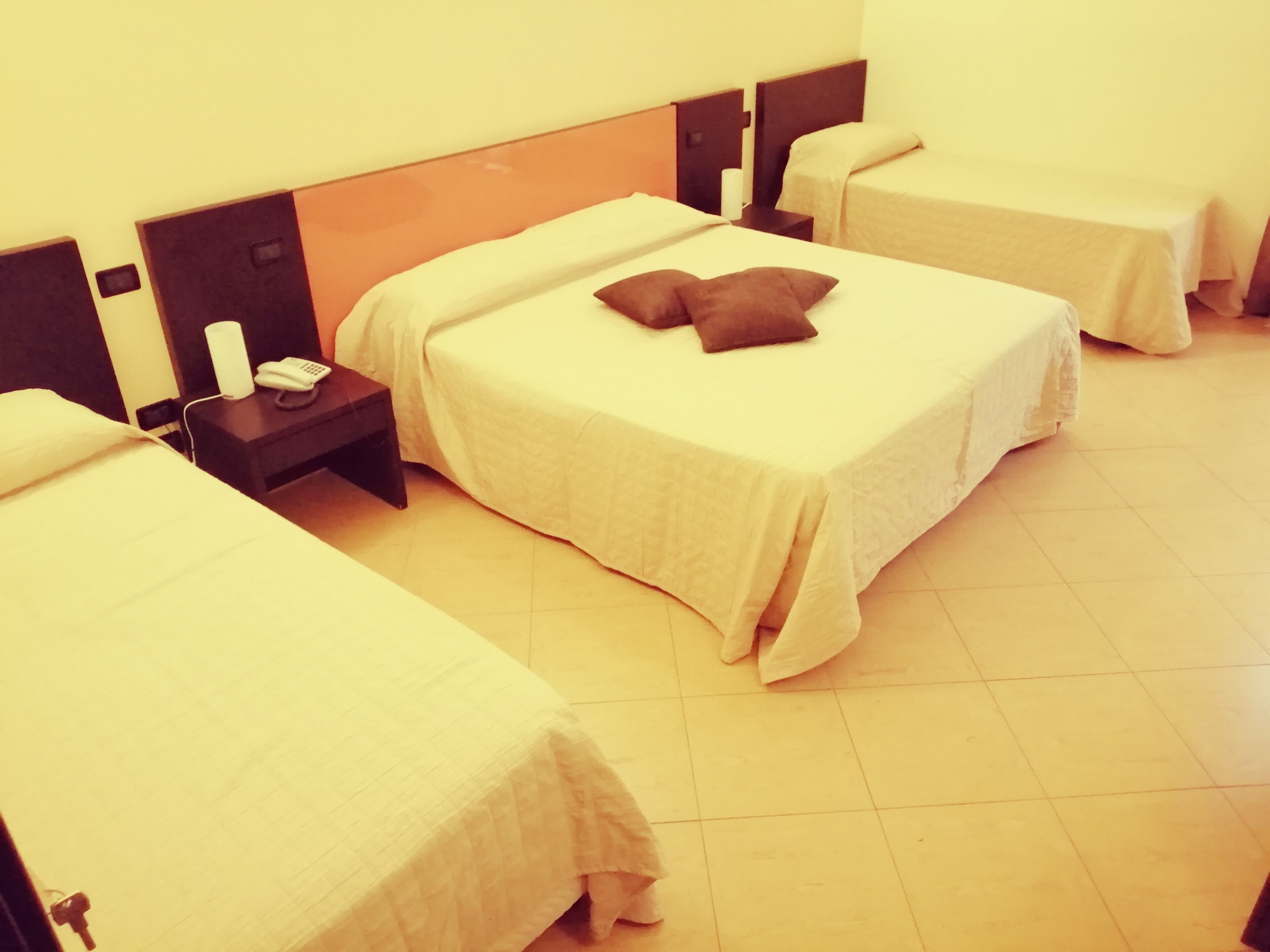 quadruple room | hypo-allergenic bedding, minibar, in-room safe, desk