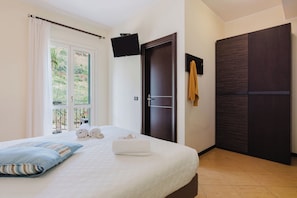 Classic-Doppelzimmer | Allergikerbettwaren, Minibar, Zimmersafe, Schreibtisch