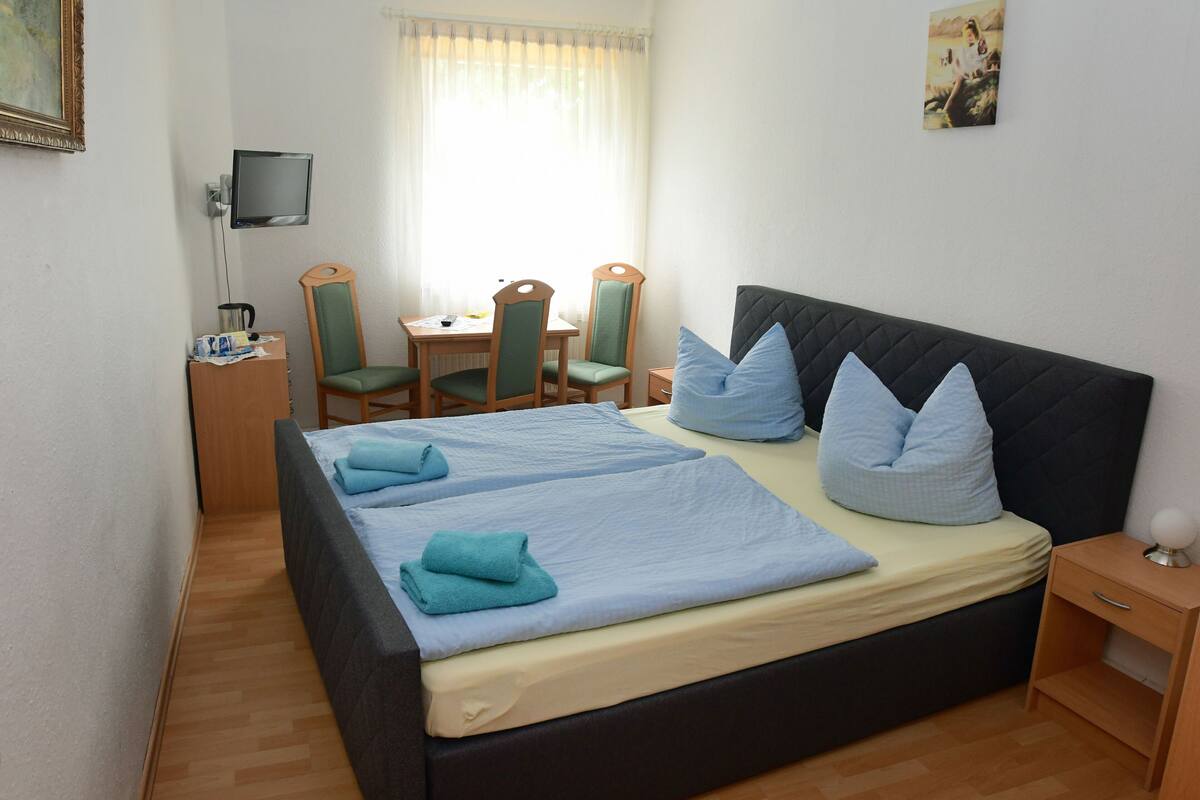 Family Room, 2 Bedrooms (Plus)