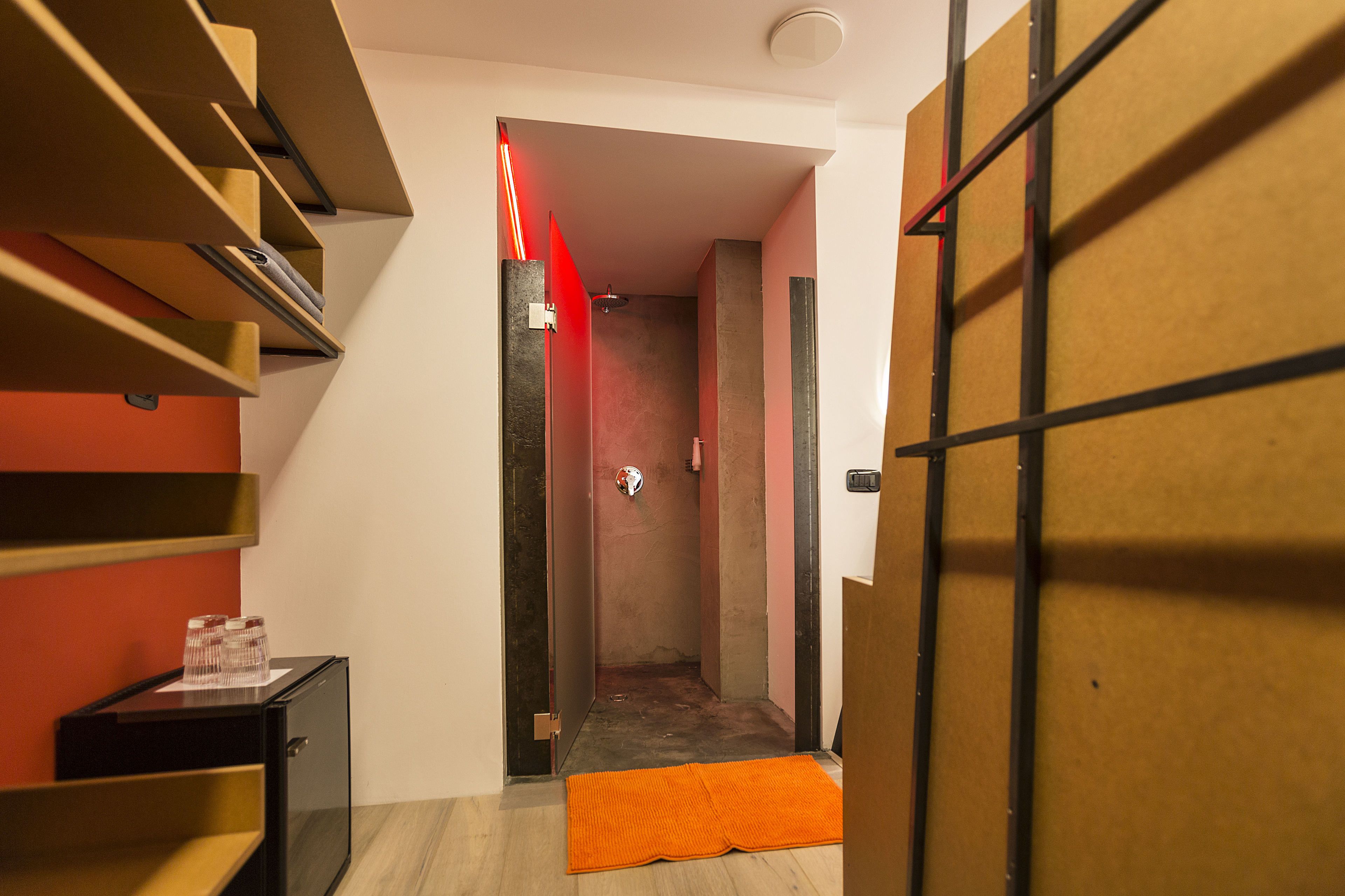 junior suite, patio, partial lake view | bathroom shower