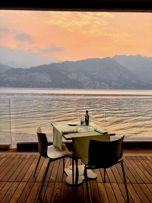 Breakfast and dinner served - Ambienthotel Primaluna (Malcesine)
