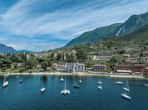 Aerial view - Ambienthotel Spiaggia (Malcesine)