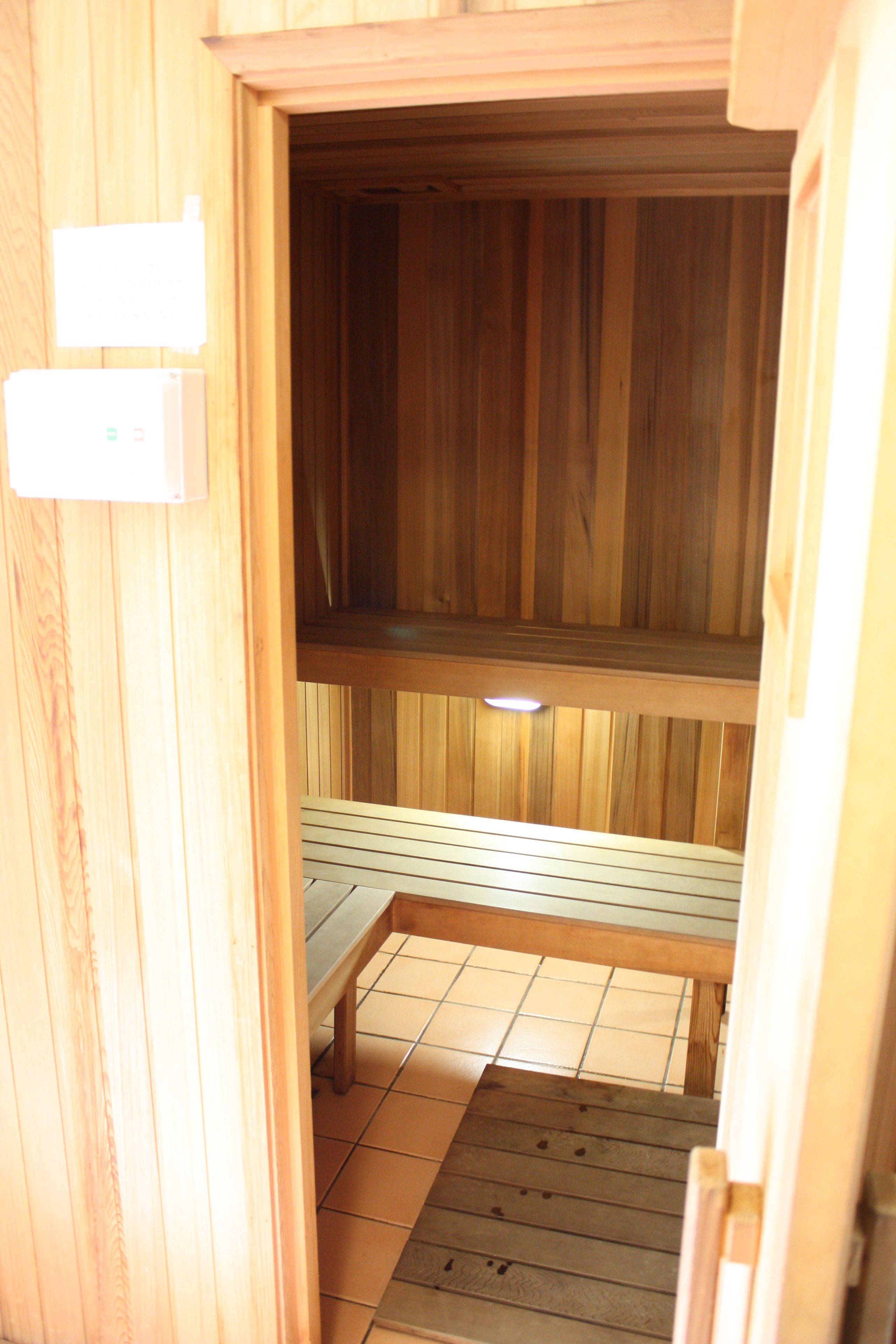 Copacabana Holiday Apartments — image 29
