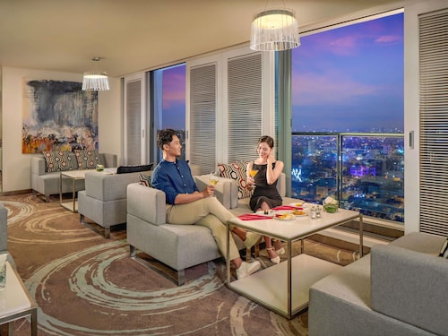 Novotel Saigon Centre