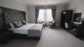 Superior-dobbeltværelse (Room 6) | Strygejern/strygebræt, gratis Wi-Fi, sengetøj