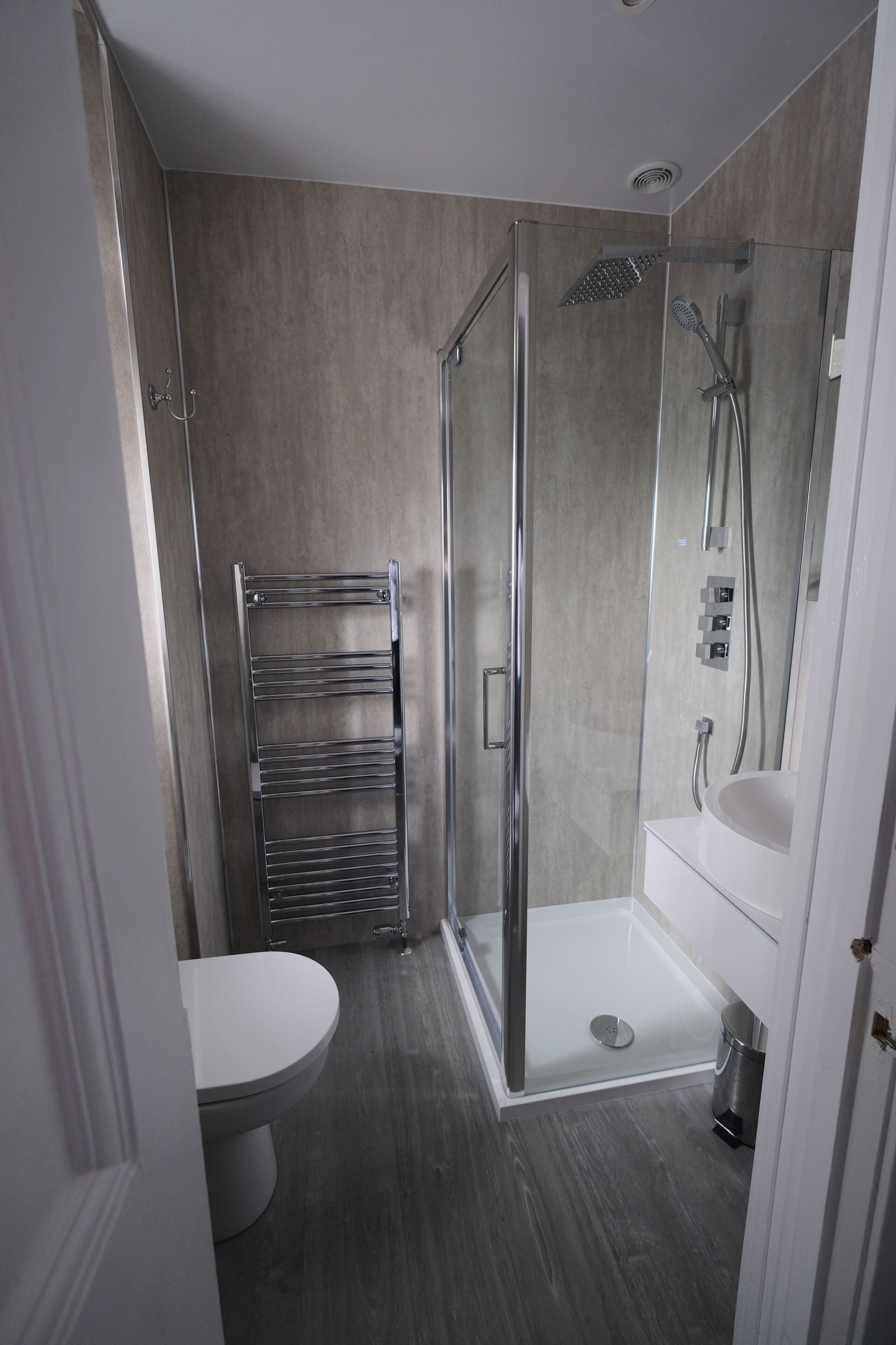 standard double room | iron/ironing board, free wifi, bed sheets