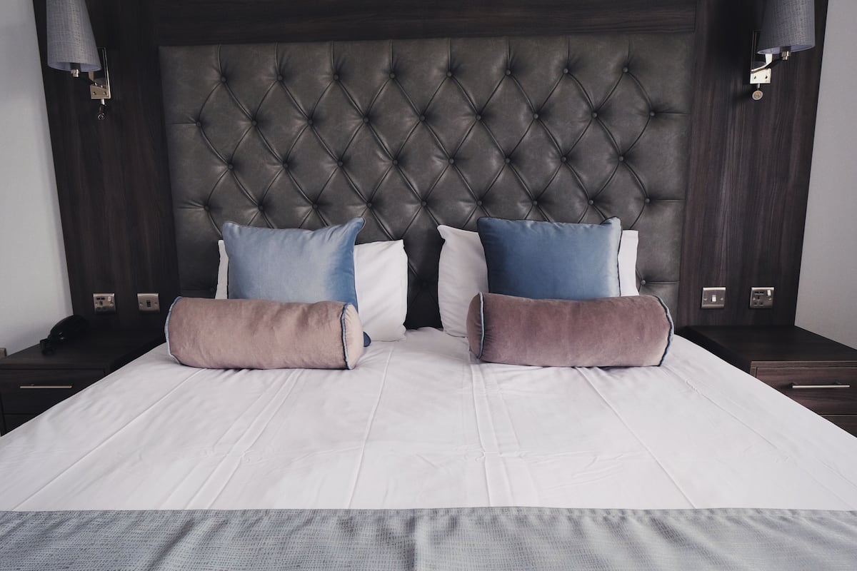 superior double room (room 6) | iron/ironing board, free wifi, bed sheets