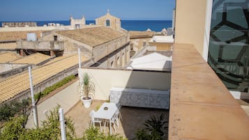 Panoramic Suite, Terrace, City View | Terrace/patio