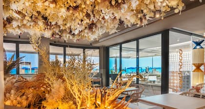Akquaaa Boutique Hotel