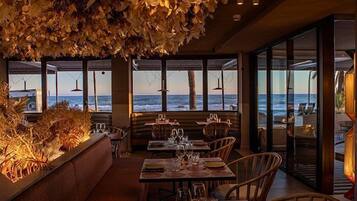 Spécialités Cuisine méditerranéenne, vue sur la plage