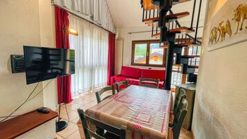 Apartment, 2 Bedrooms | Living area | 70-cm LCD TV with satellite channels, TV