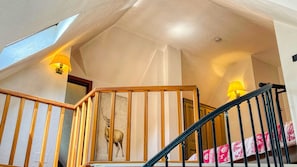 Coffres-forts dans les chambres, rideaux occultants, draps fournis