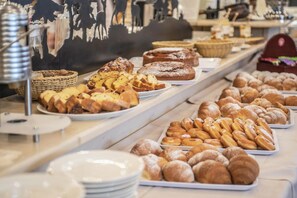 Petit déjeuner buffet