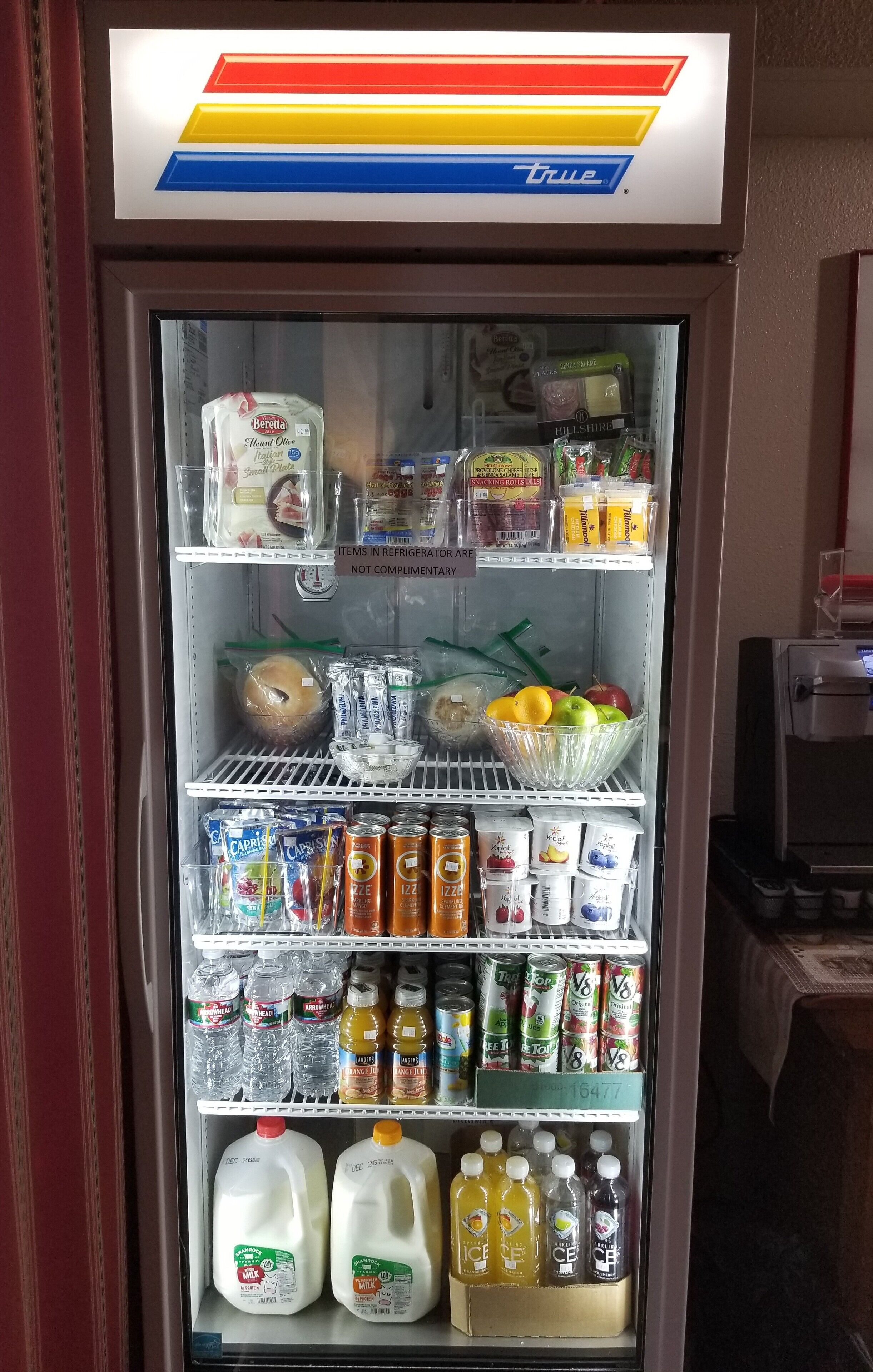 free daily continental breakfast