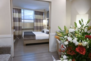 1 bedroom, minibar, in-room safe, blackout drapes