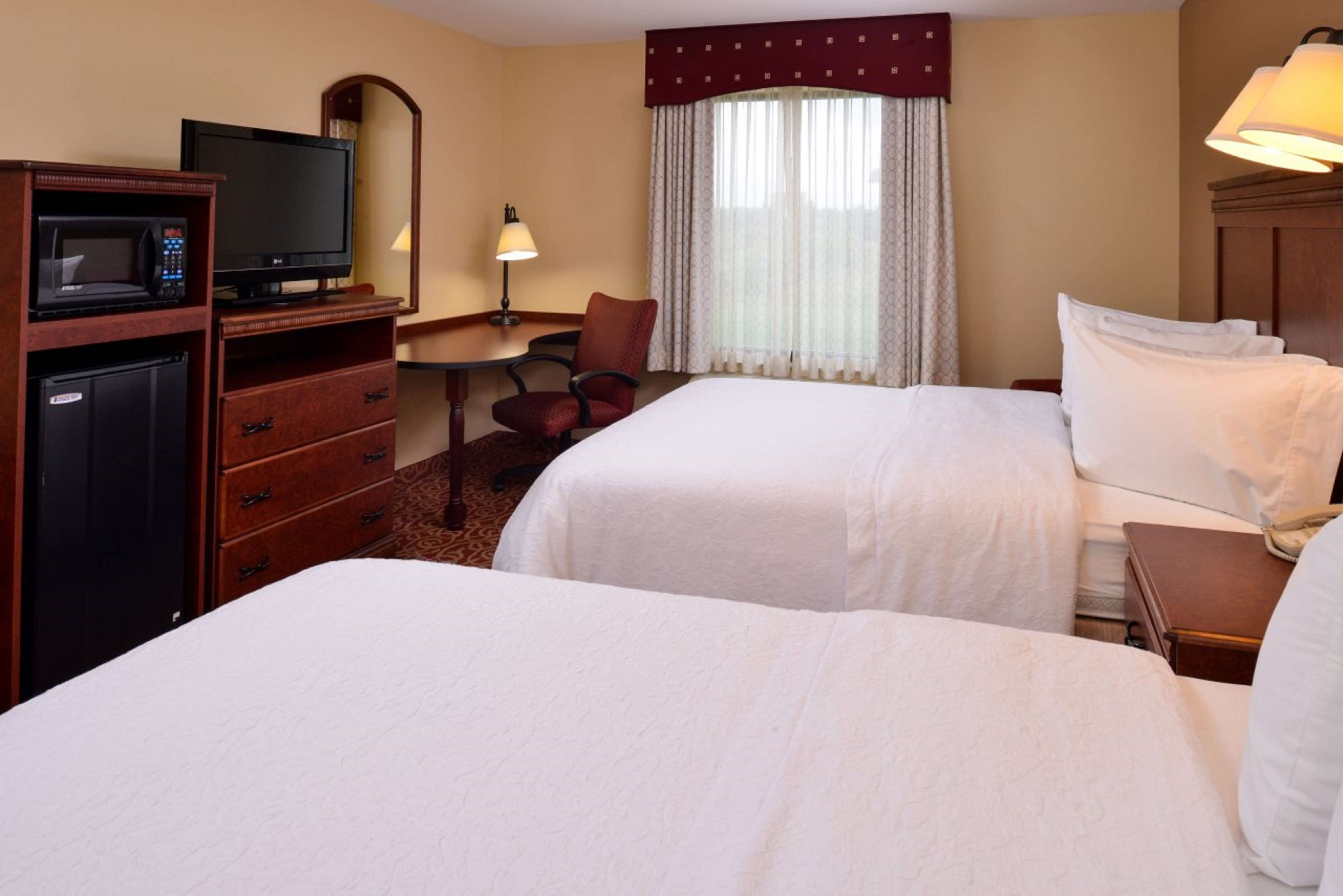 1 bedroom, in-room safe, iron/ironing board, free cots/infant beds