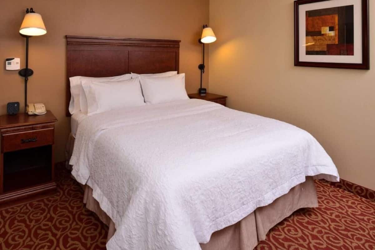 In-room safe, iron/ironing board, free cribs/infant beds