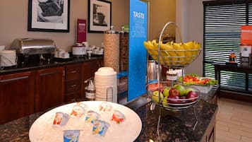 Free daily buffet breakfast