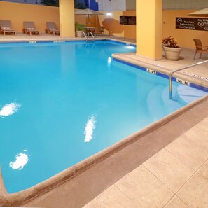 Outdoor pool - Hampton Inn by Hilton Reynosa/Zona Industrial (Reynosa)