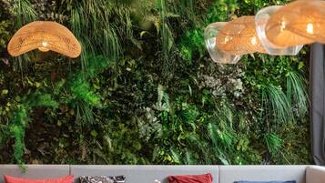 Daily buffet breakfast (EUR 13.90 per person)