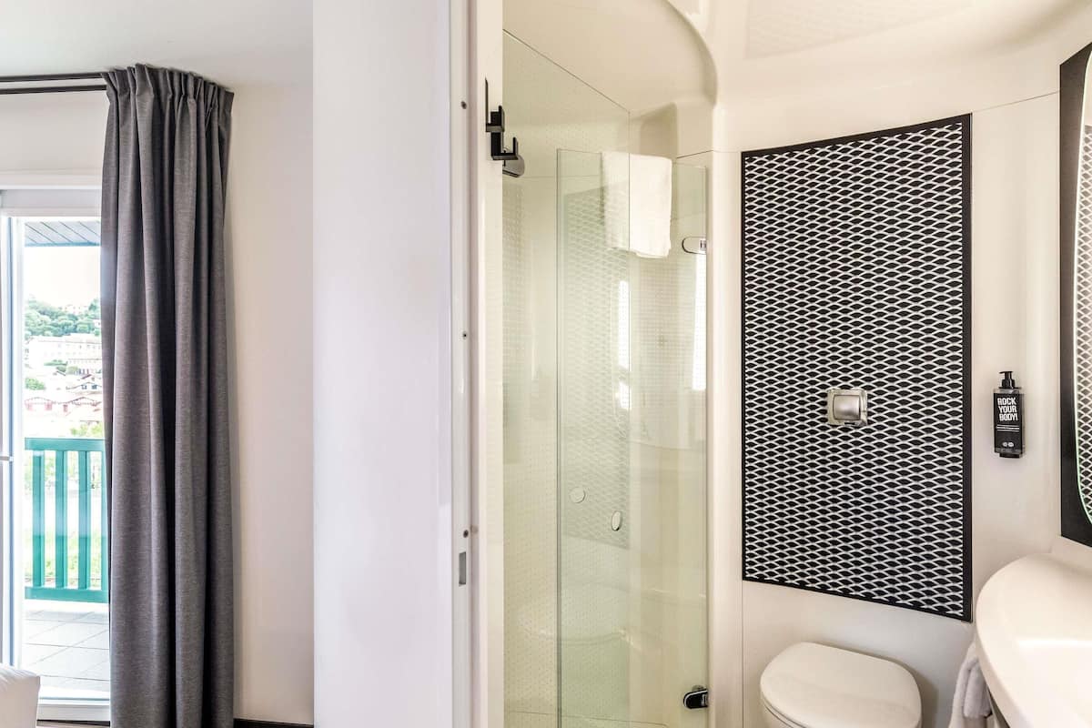 Décoration personnalisée, ameublement personnalisé, bureau