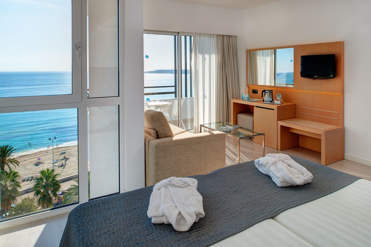 1 bedroom, minibar, in-room safe, desk